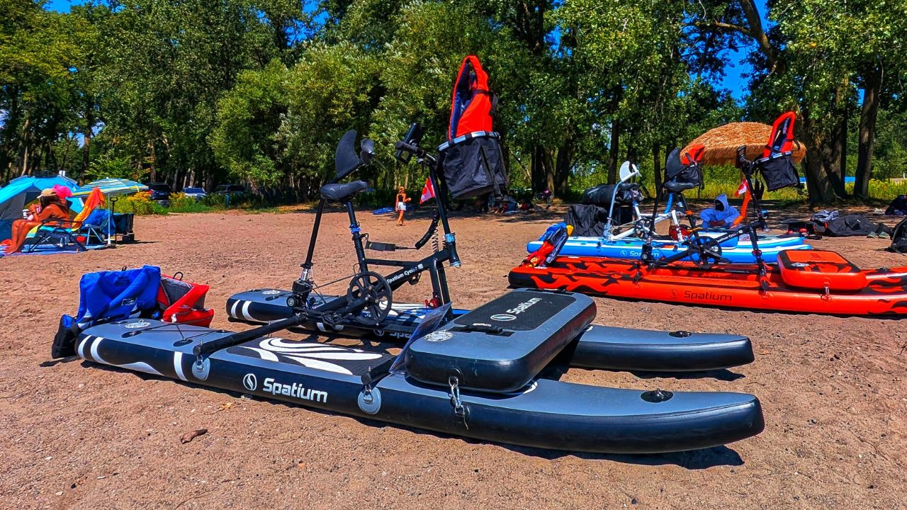 Beginner-friendly water bike rentals on the Toronto waterfront for couples and families